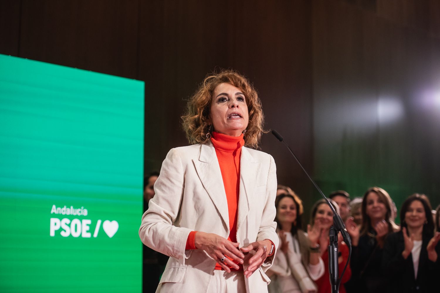 María Jesús Montero, anunciando su candidatura para dirigir el PSOE de Andalucía. - MAURI BUHIGAS
