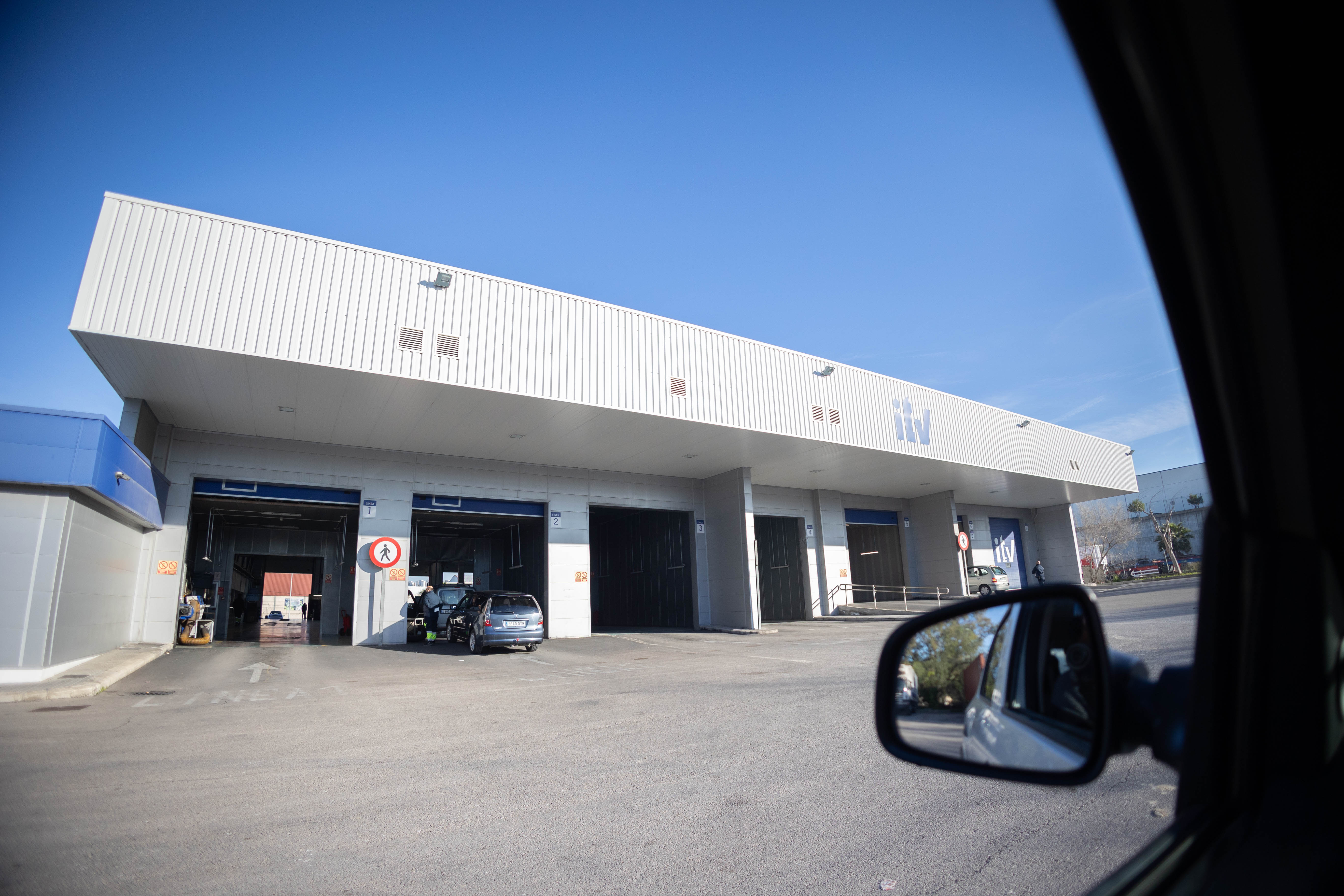 Conflicto laboral en las ITV de Andalucía: denuncian a la empresa pública por incumplir el convenio 
