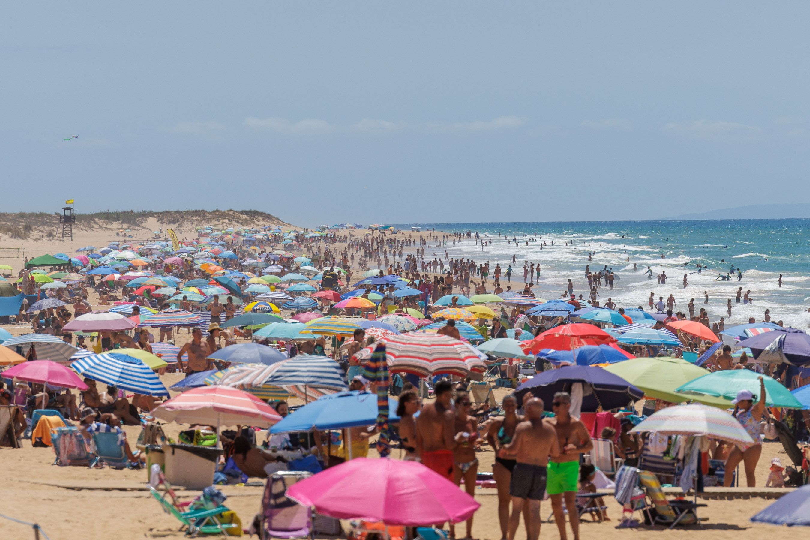 El verano en El Palmar, visto por vecinos y Ayuntamiento: una 