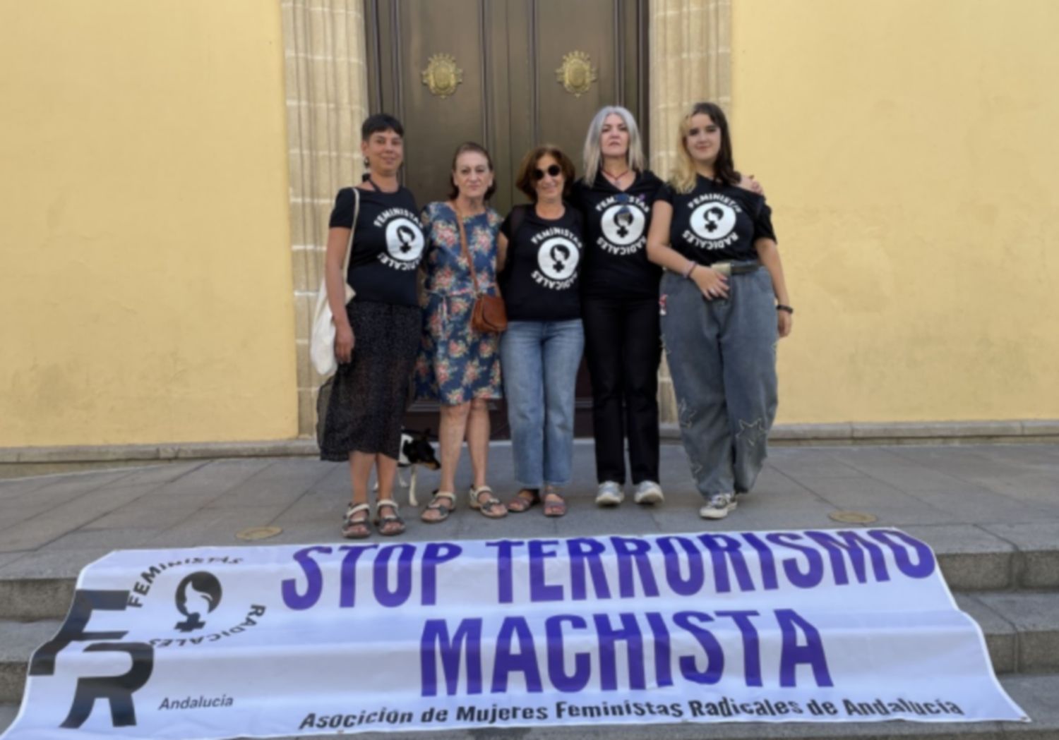 Las feministas radicales felicitan a Jerez por ser 