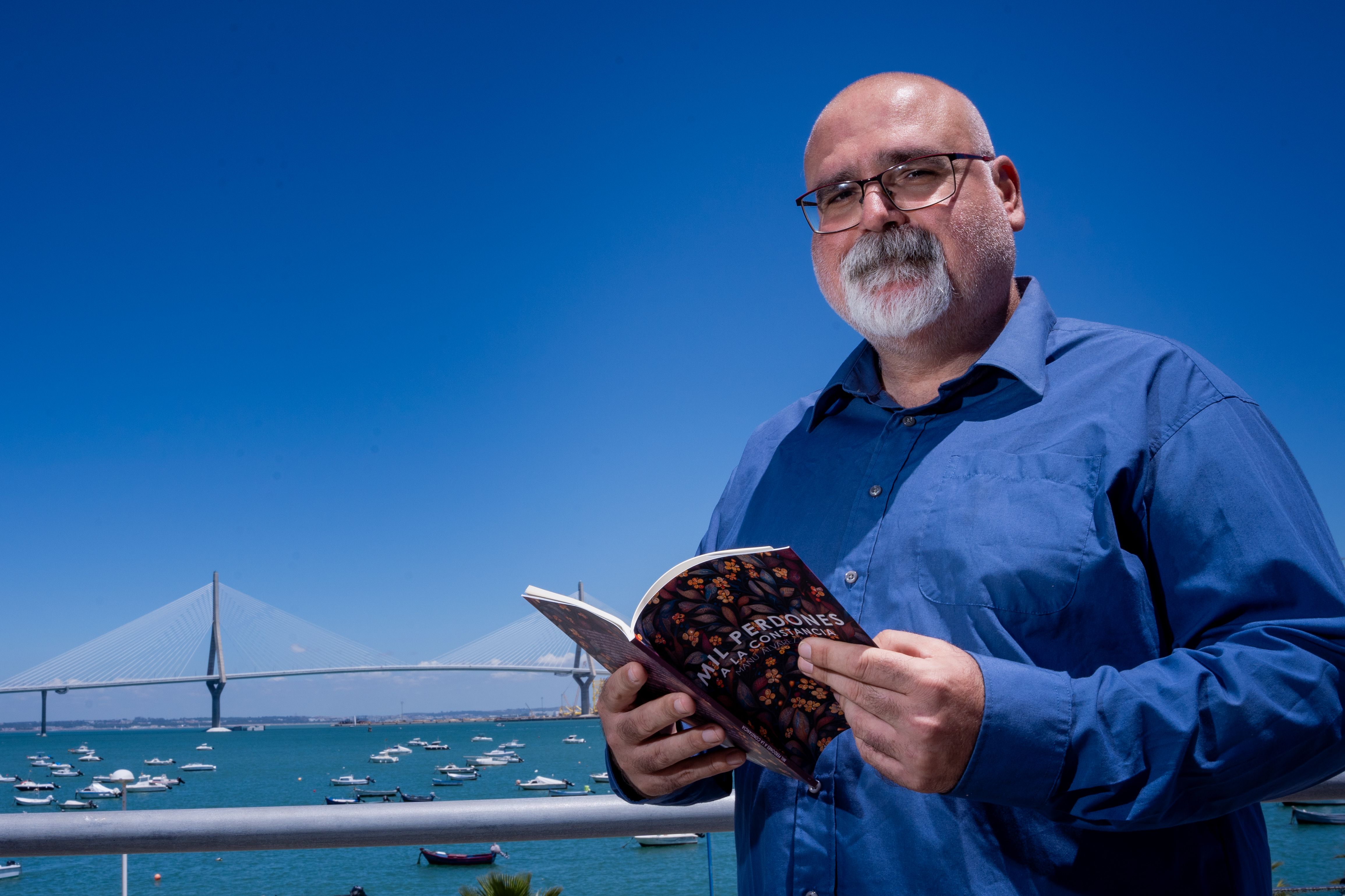 Manuel Álvarez, cronista de lo onírico: 