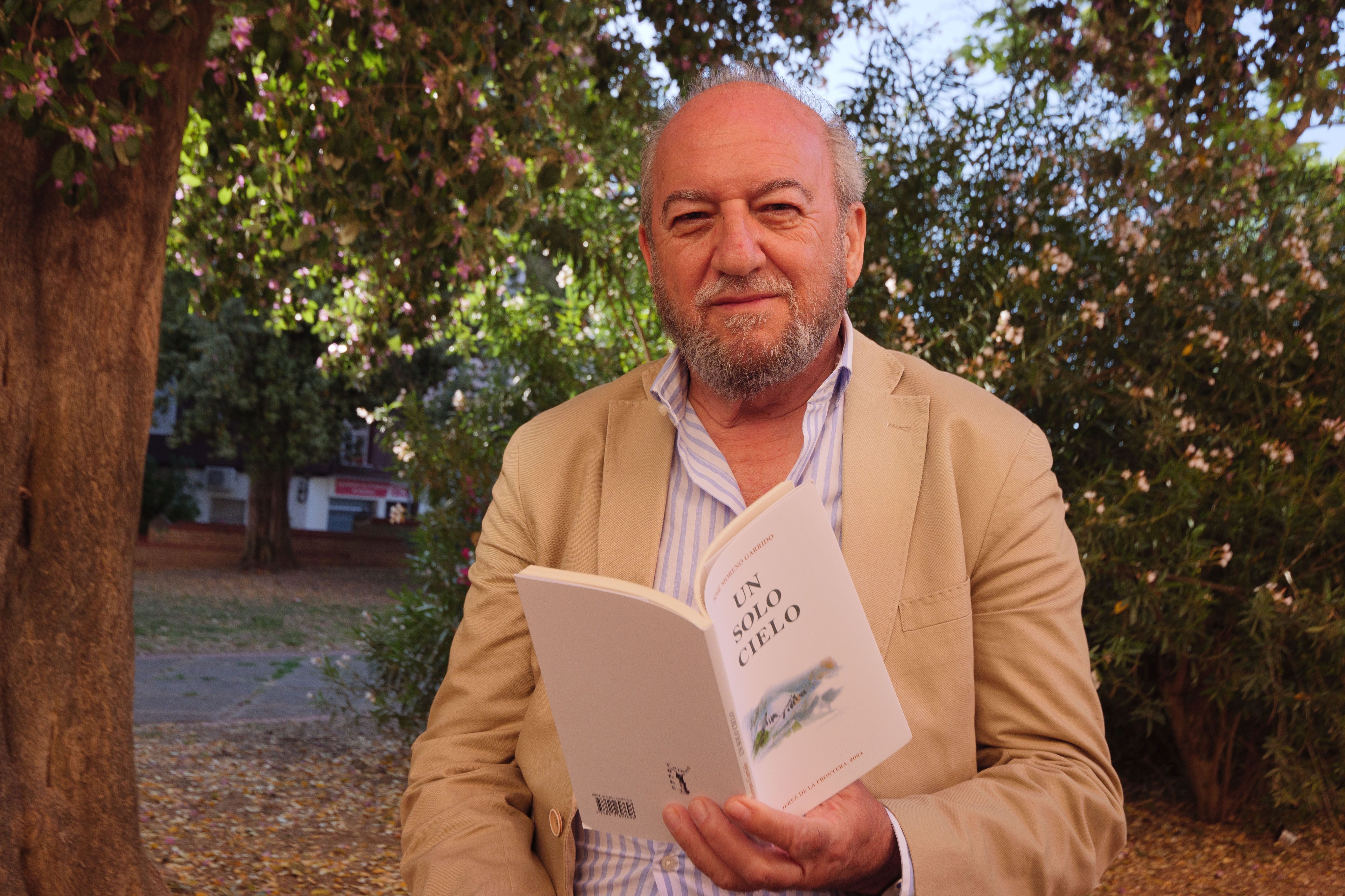 José Moreno, toda una vida respirando en la poesía