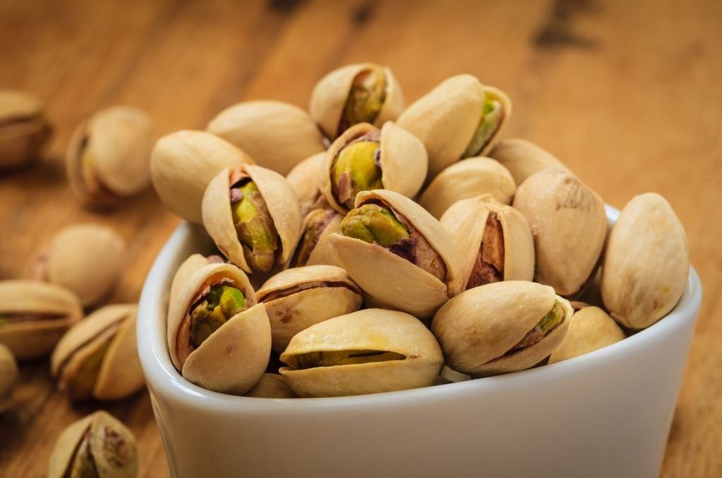 Pistachos o mejillones sin abrir