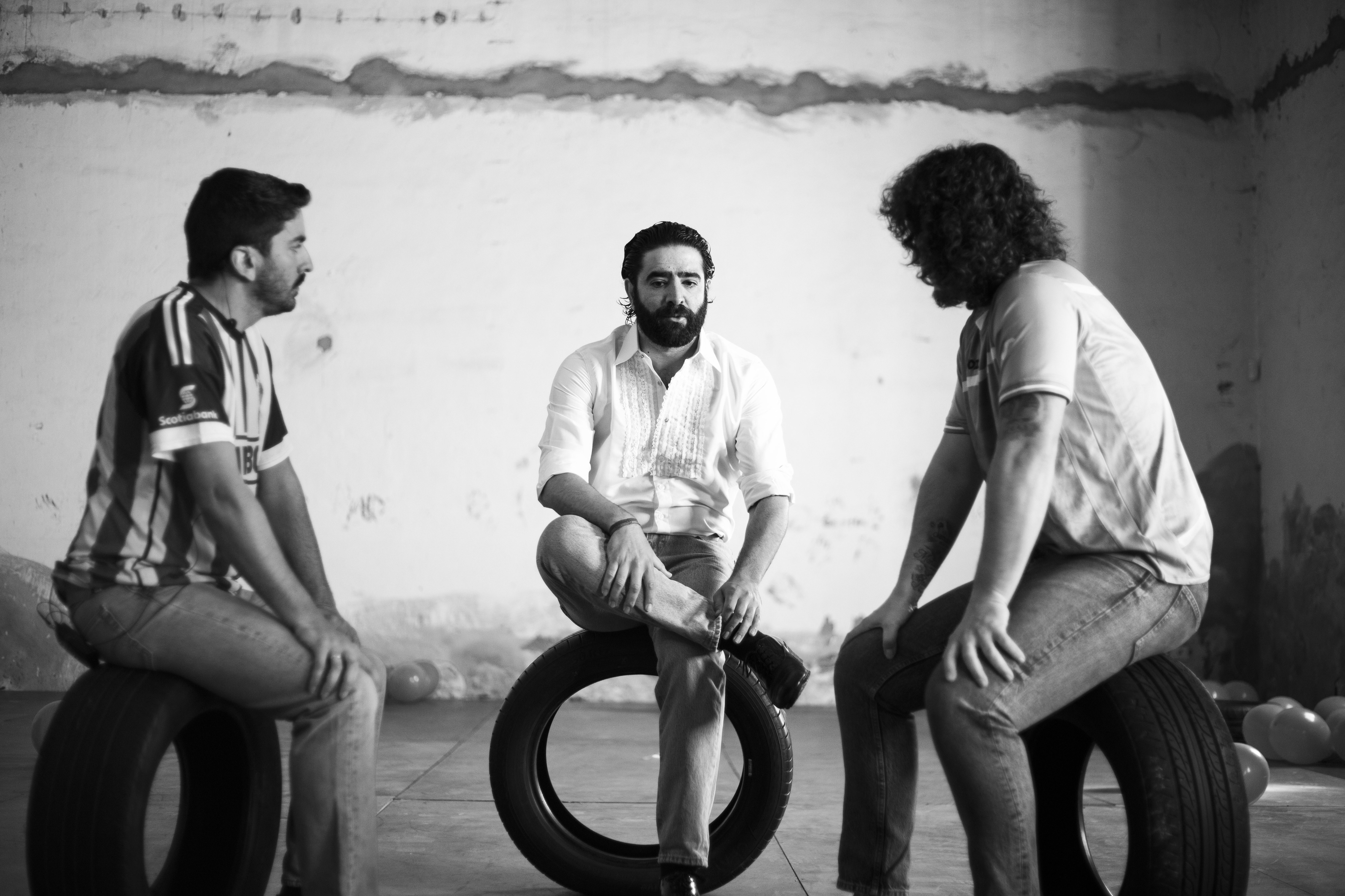 Antonio Molina `El Choro` junto a Jesús Corbacho y Francisco Roca durante el ensayo abierto de su próximo espectáculo. - Antonio Molina `El Choro` junto a Jesús Corbacho y Francisco Roca durante el ensayo abierto de su próximo espectáculo.
