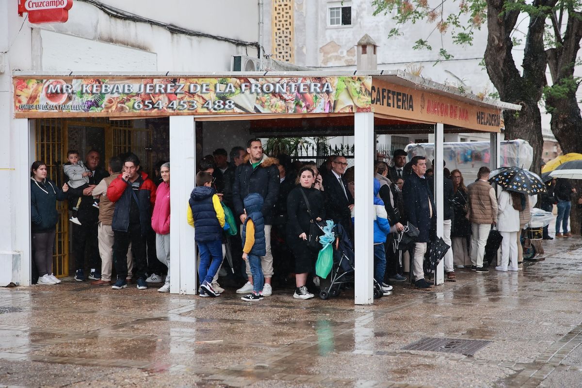 La hostelería ha tenido que luchar esta Semana Santa contra el mal tiempo. - JUAN CARLOS TORO