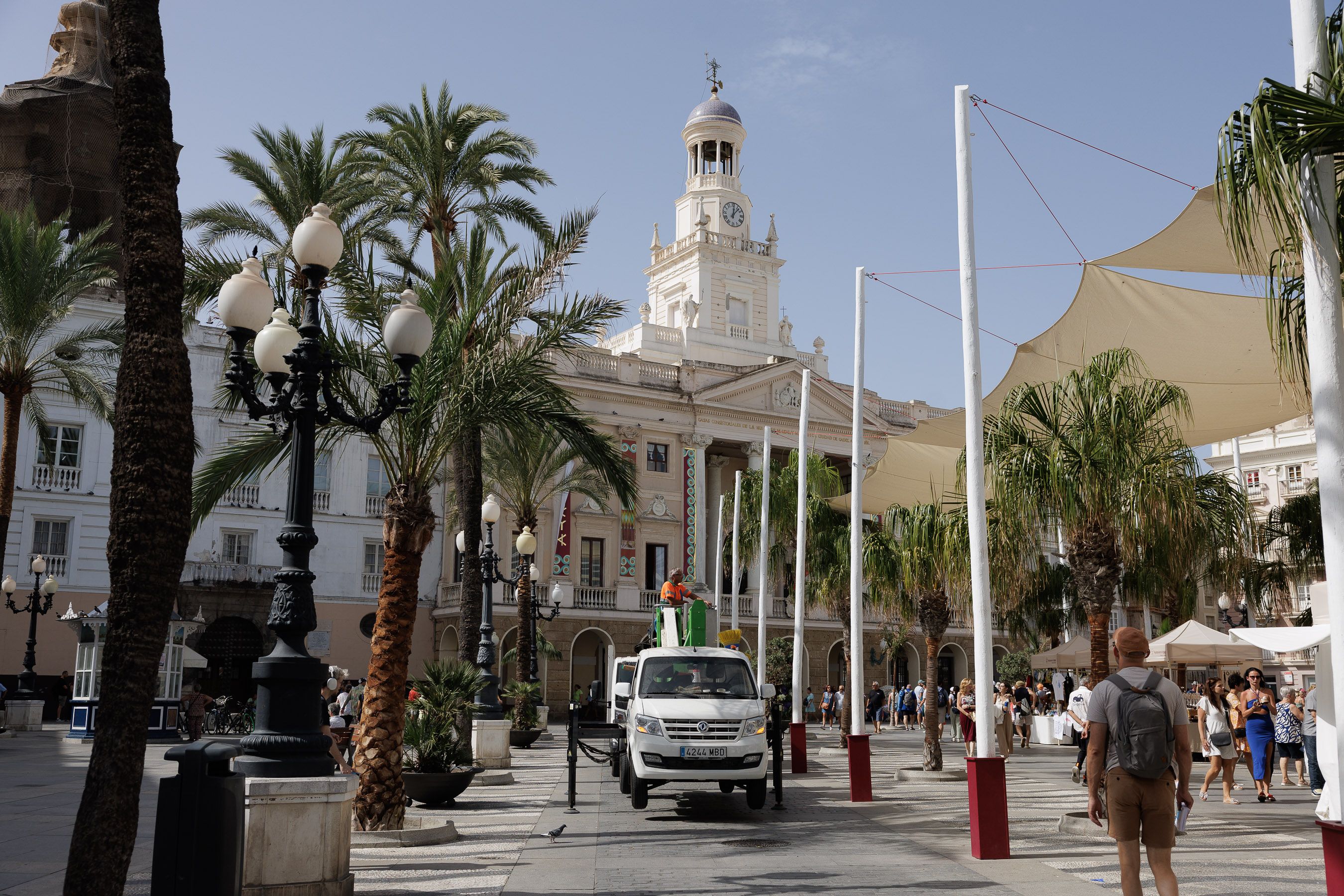 7.295 jóvenes serán contratados en ayuntamientos de Andalucía: por seis meses con ayudas de hasta 16.000 euros