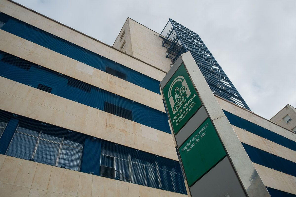 Los fantasmas del Hospital Universitario Puerta del Mar IV - El lector de Digestivo