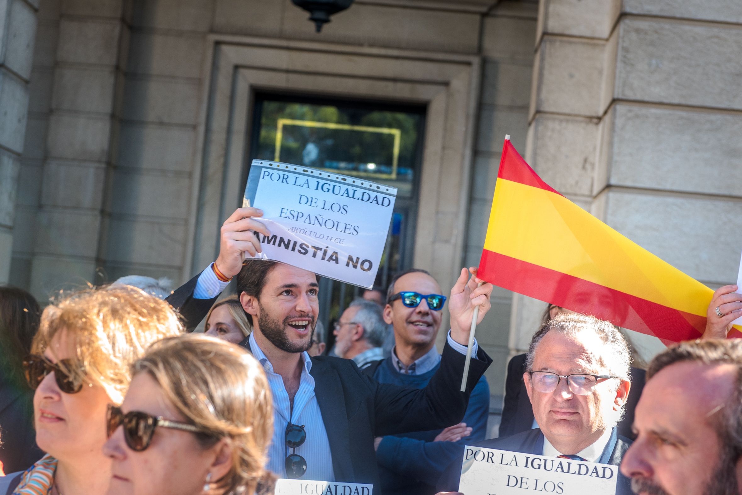 Funcionarios de Justicia contra la amnistía, este pasado martes en Sevilla. - MAURI BUHIGAS