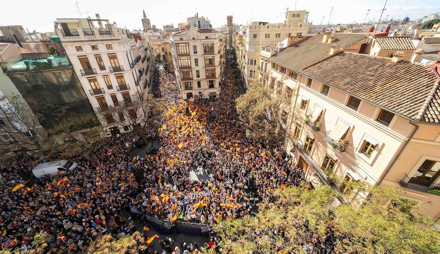 Concentración convocada por el PP contra la amnistía. - 