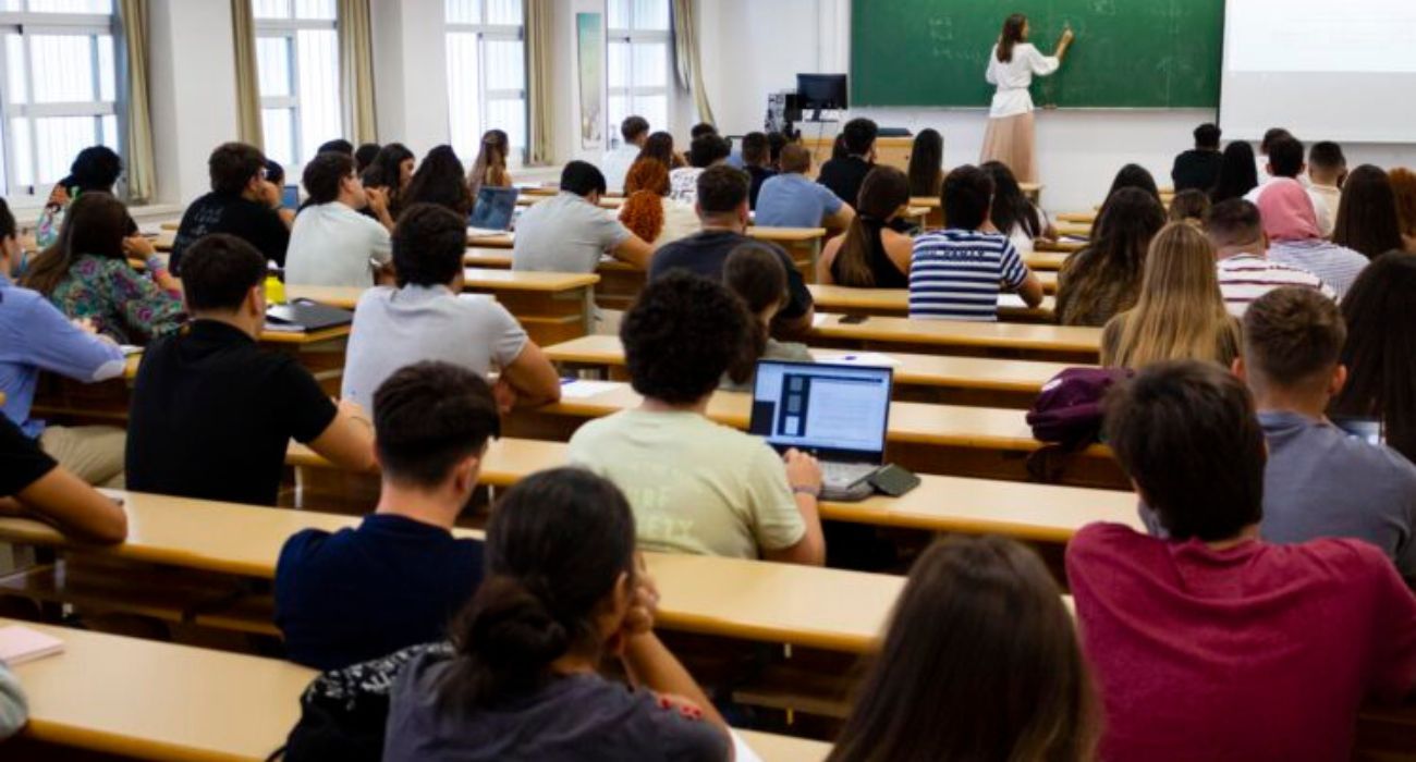 Un fallo técnico del Distrito Único Andaluz obliga a 40 alumnos de la Universidad Pablo de Olavide a abandonar sus carreras con el curso empezado