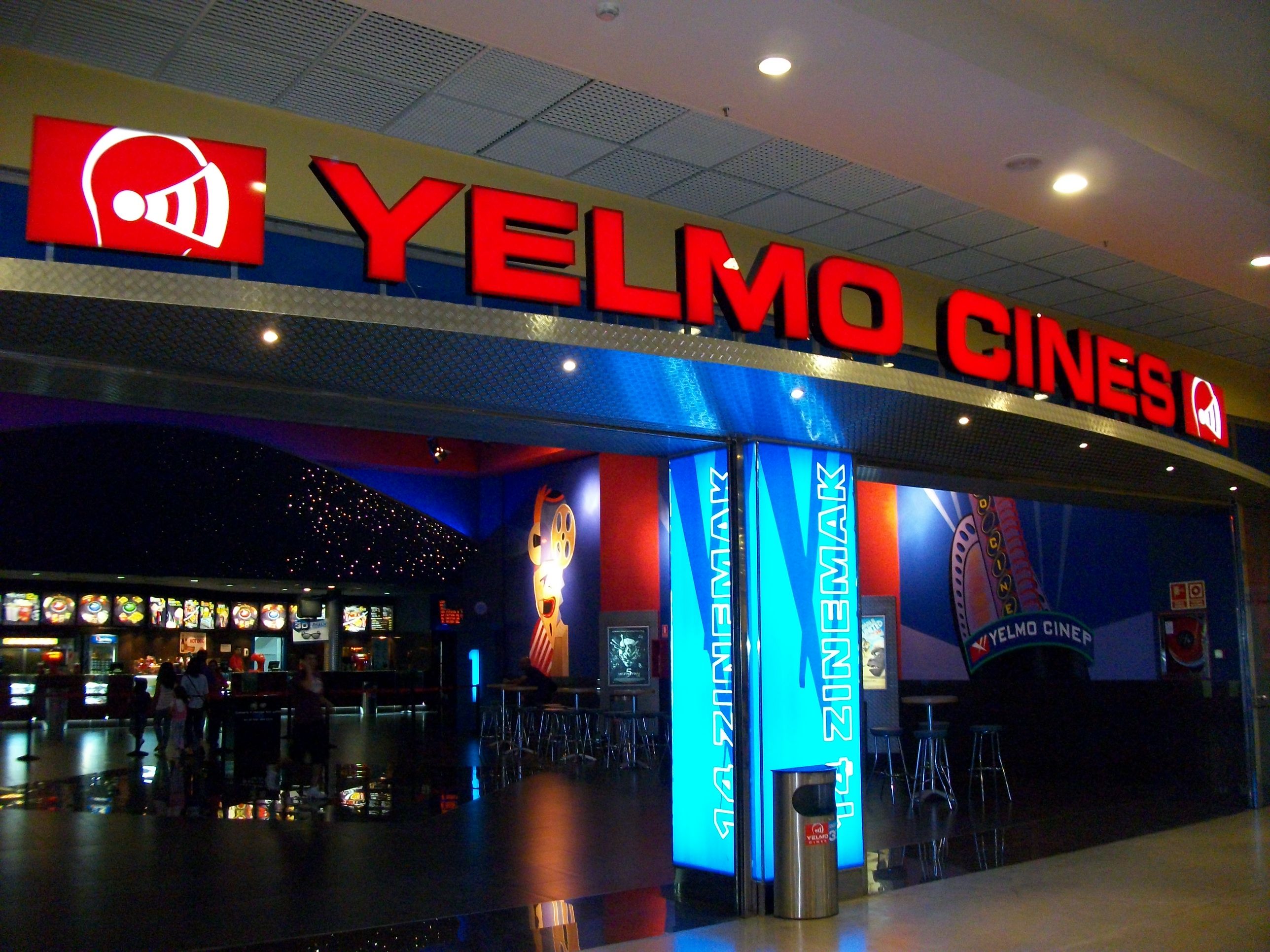 La nueva picaresca de Cines Yelmo para hacer pagar más a los jóvenes