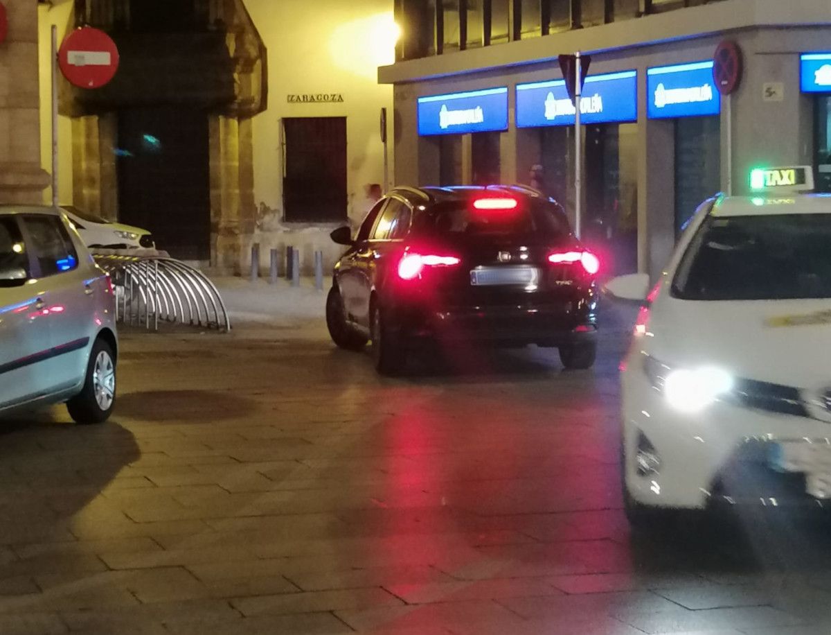 Los VTC mantienen su pulso al plan de movilidad de la Feria de Sevilla: 