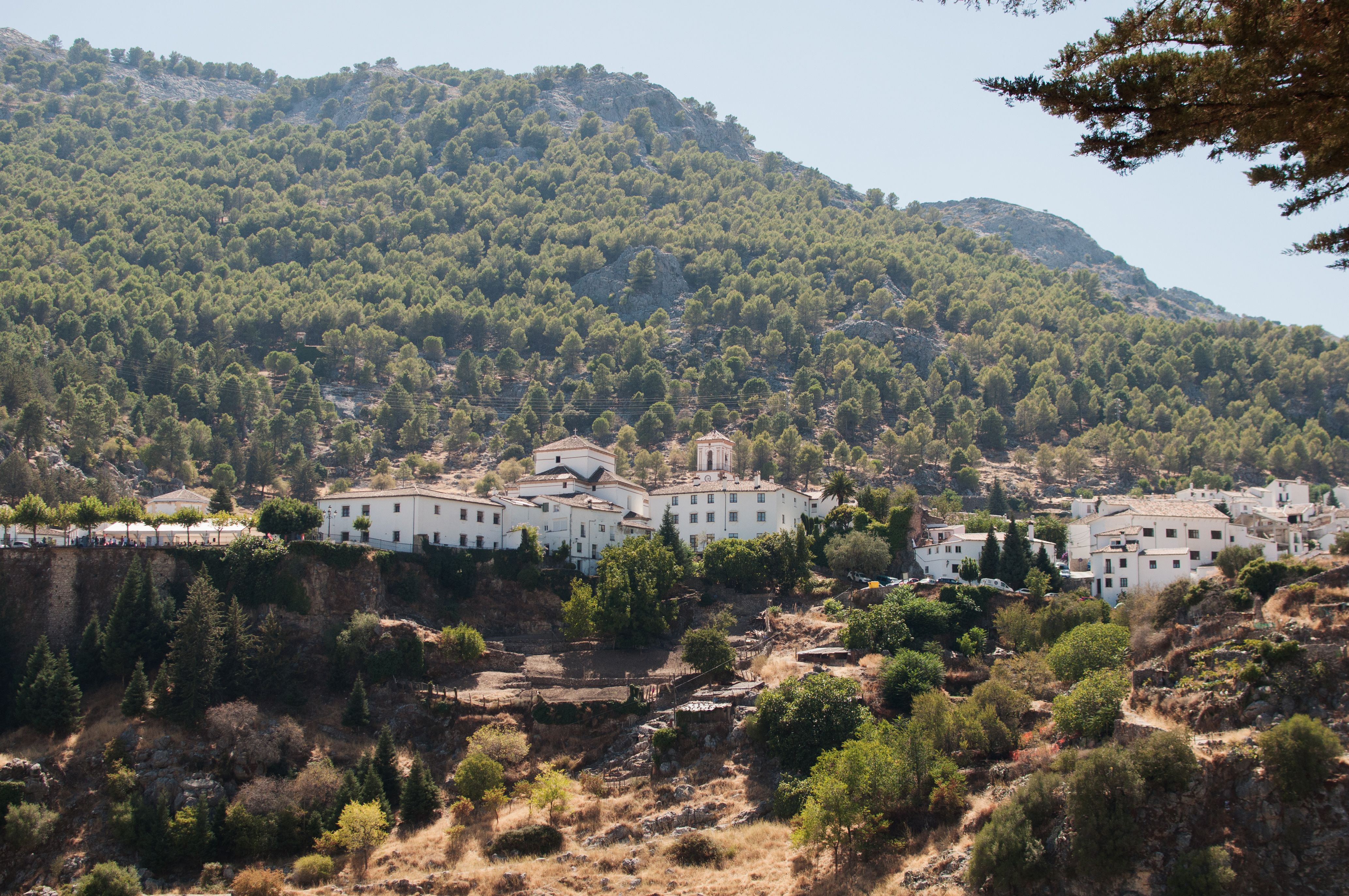 La vuelta al pasado de Grazalema: seis cortes de internet, el último de varios días, sin red ni whatsapp ni sacar dinero del cajero
