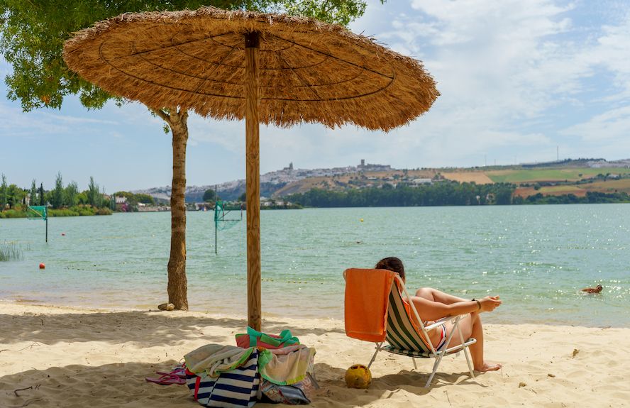No todo es el mar: diez rincones para refrescarse en la Sierra de Cádiz