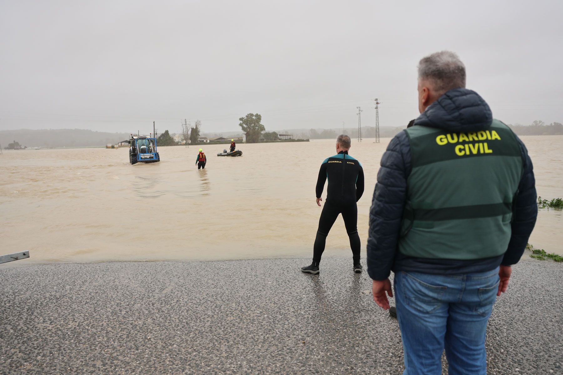 Desalojos en la zona del Jerez rural por la borrasca 'Kristin'. - JUAN CARLOS TORO