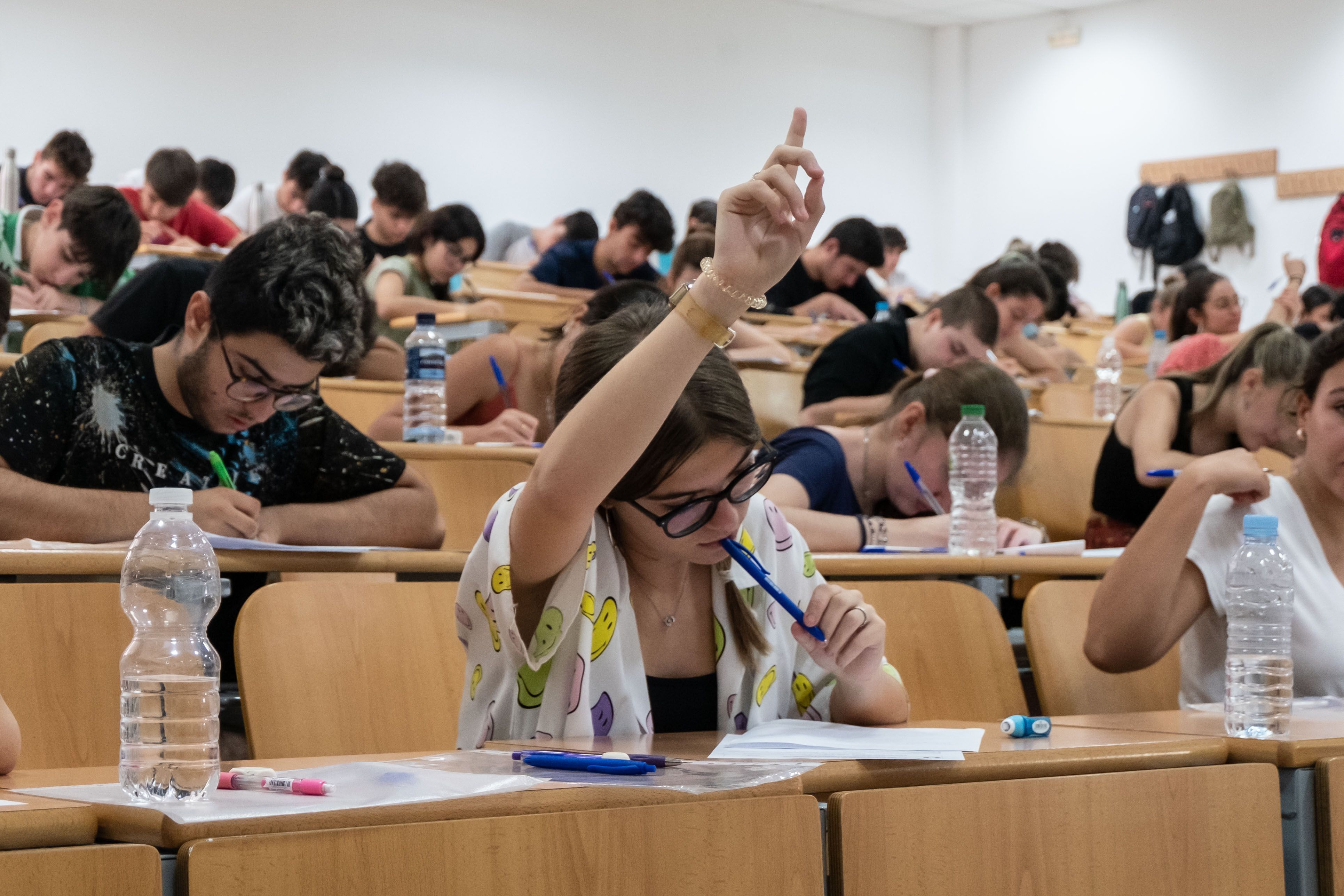 Registro, matrícula y pago de tasas: los tres trámites obligatorios para presentarse a la Selectividad 2026 en Cádiz
