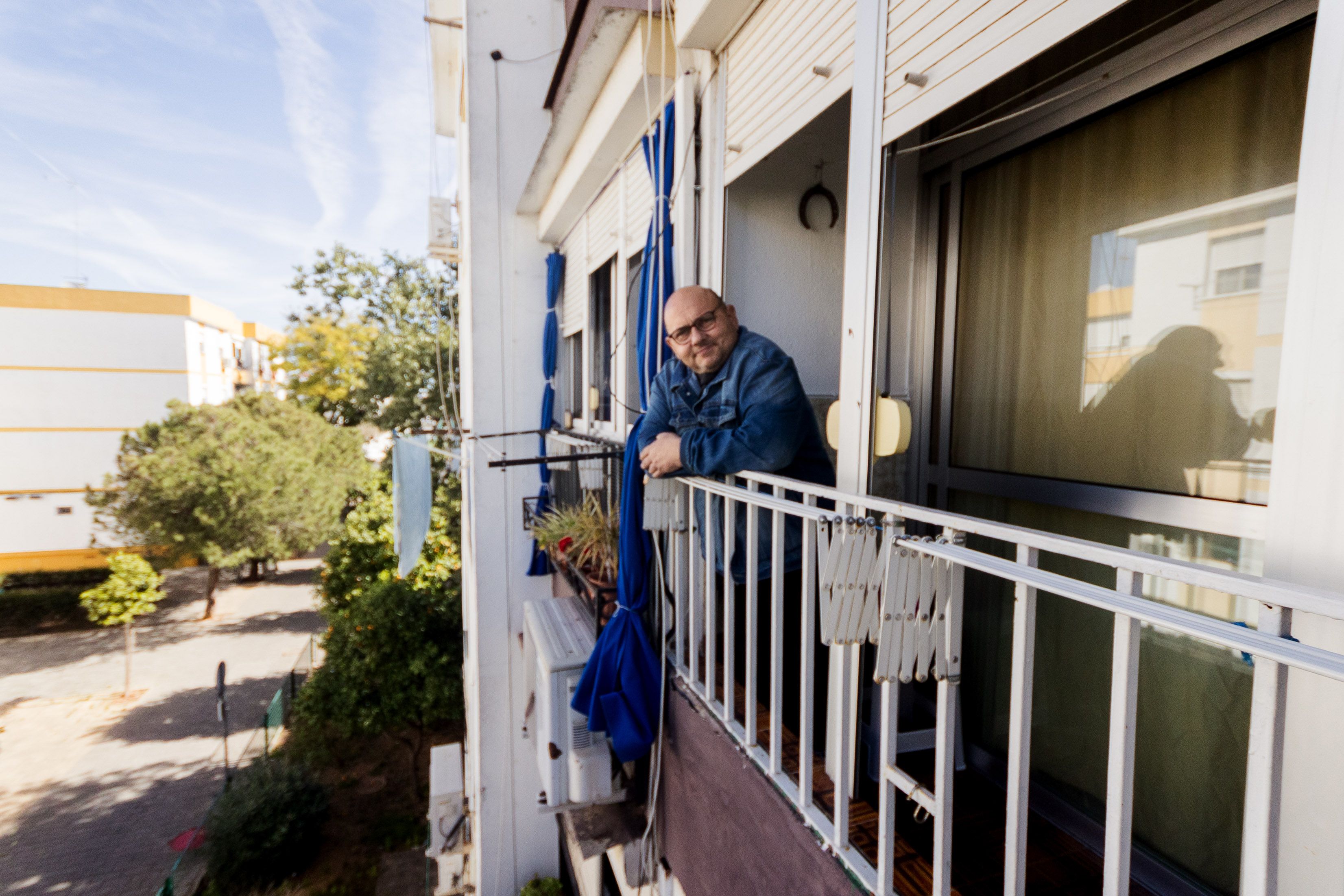 Salvador vuelve a tener casa tras dormir en la calle en cinco ciudades distintas: 