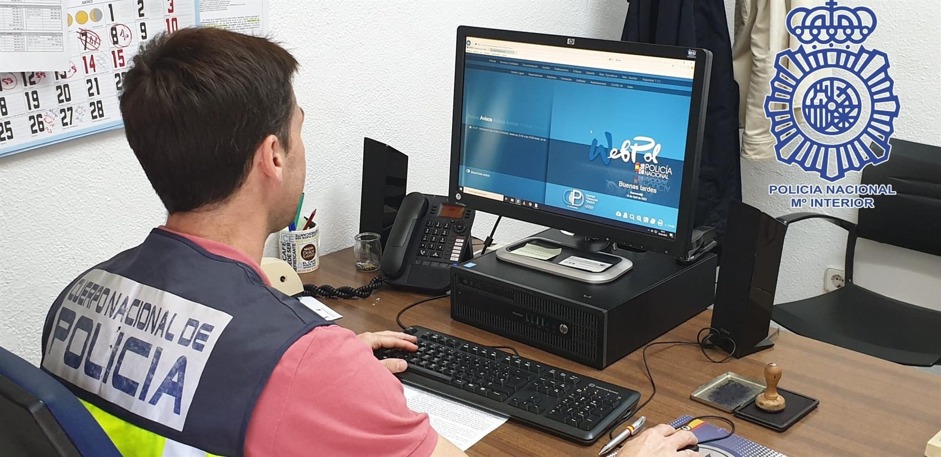 Cuatro vecinos de Sevilla acusados de distribución de pornografía infantil con miles de vídeos sexuales