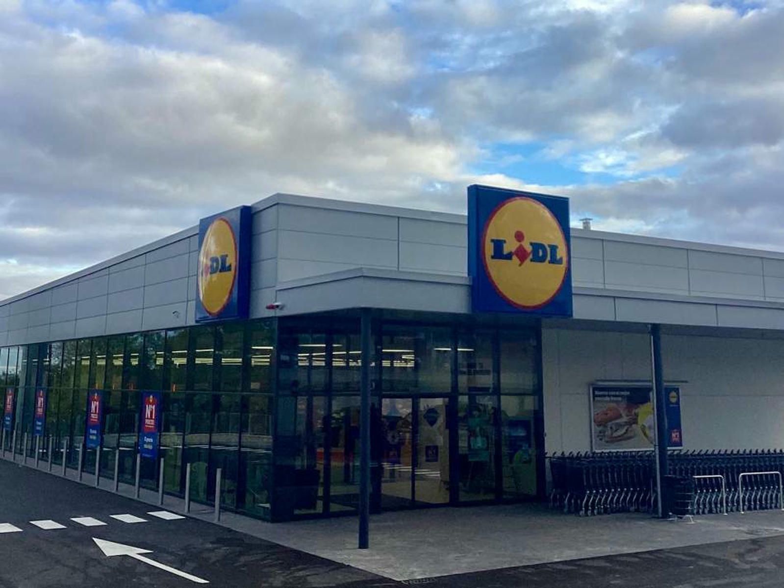 Despedida una cajera-reponedora por cerrar su tienda Lidl a las 21:24 horas, seis minutos antes del cierre oficial