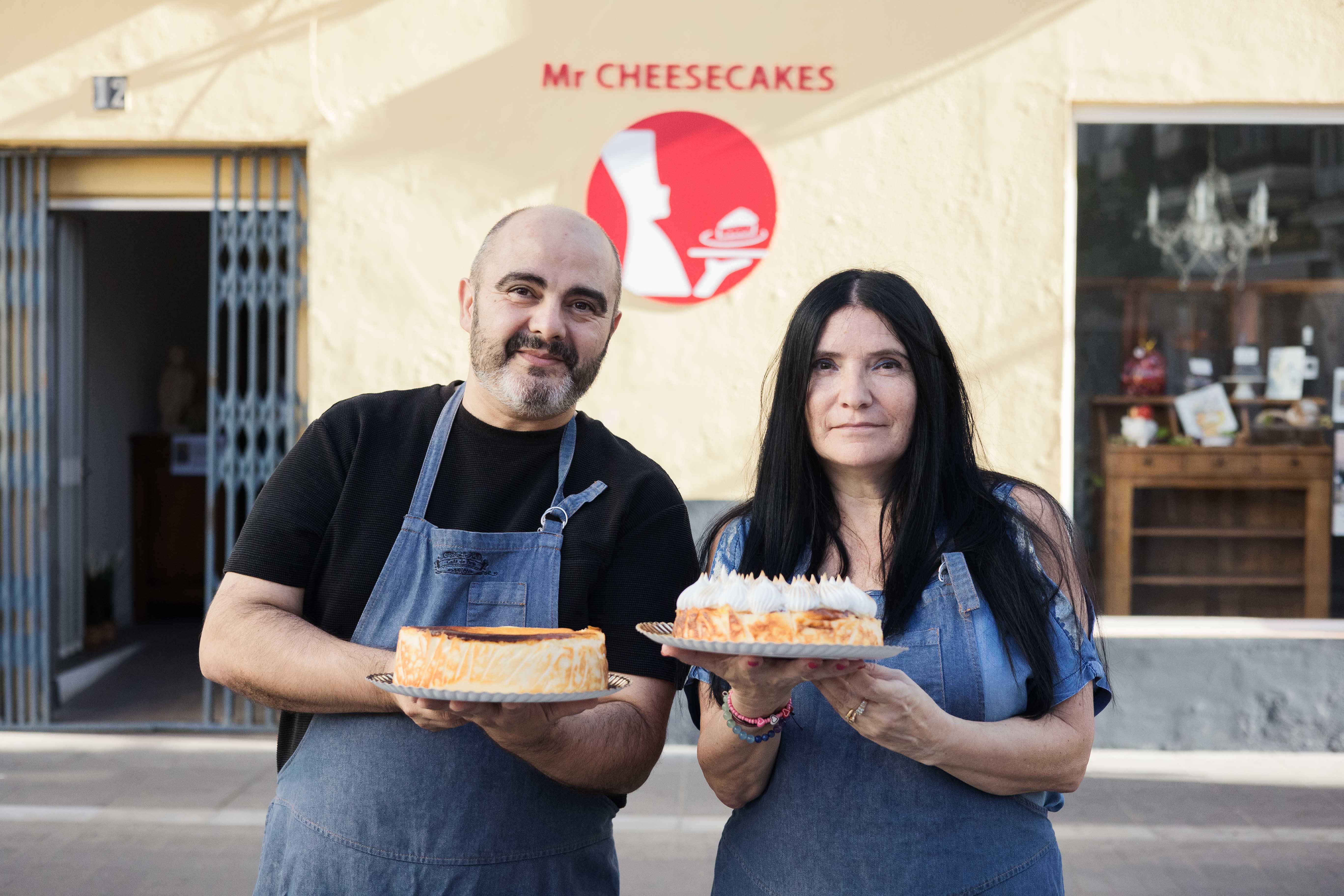 Un bilbaíno y una parisina abren en Sanlúcar el oasis de la tarta de queso: 