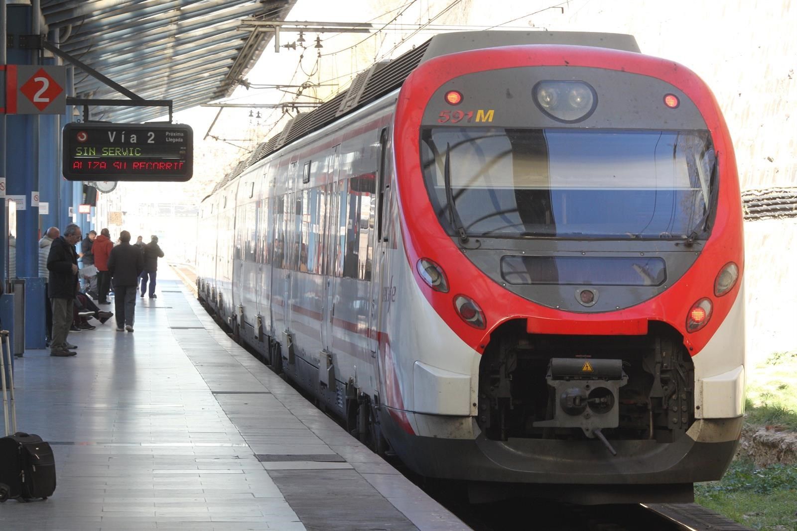 La huelga de Renfe de este lunes cancelará 320 trenes, la mayoría de Cercanías