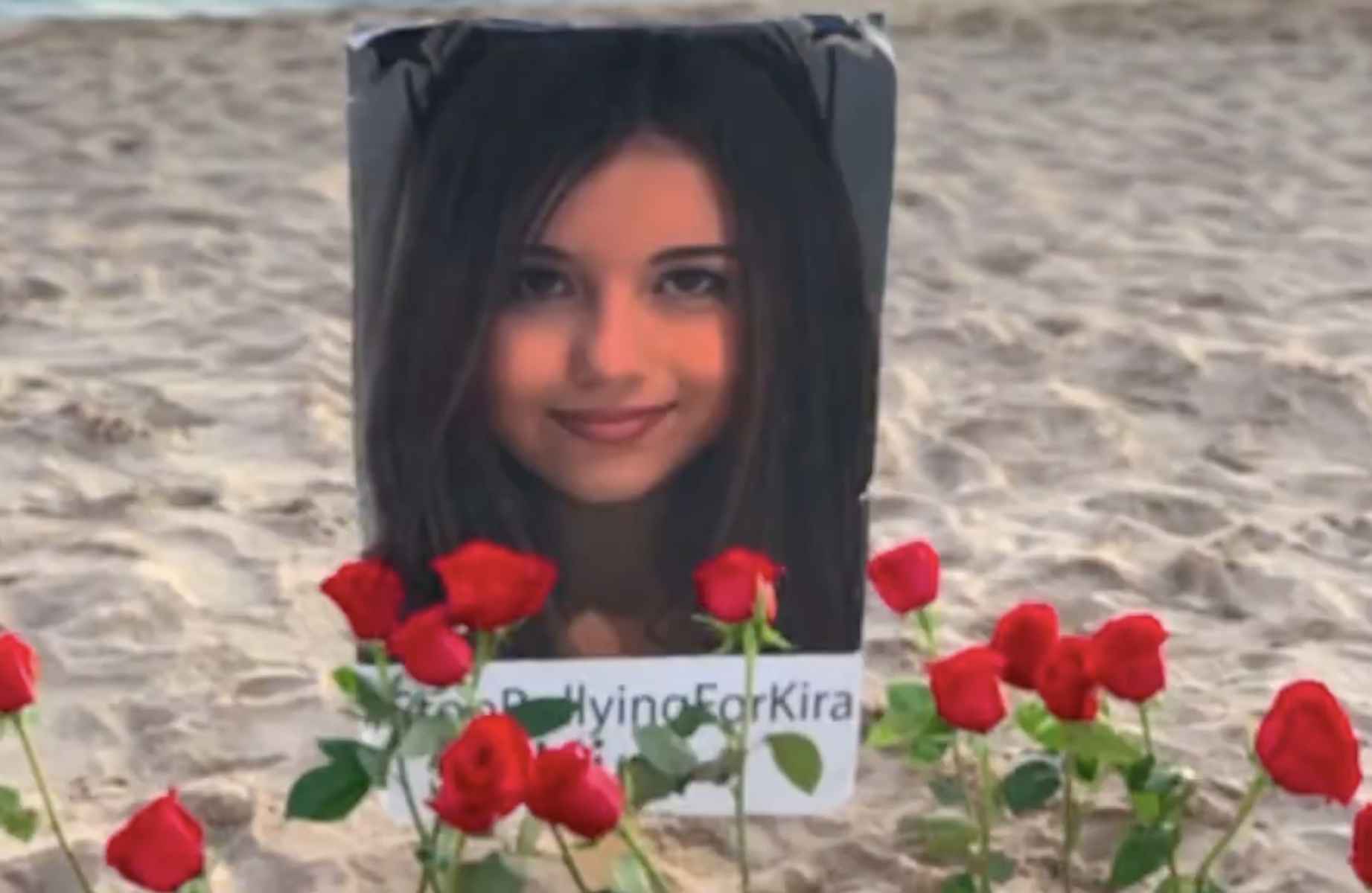 Kira habría cumplido 20 años: su voz, silenciada por el bullying, vuelve en un libro escrito por su madre