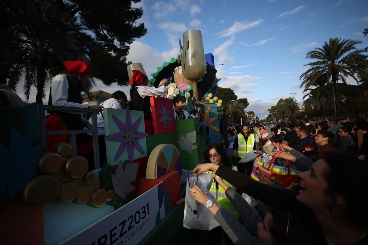 La Cabalgata de Reyes Magos de Jerez 2026 ya está en la calle: itinerarios y horarios estimados para la tarde