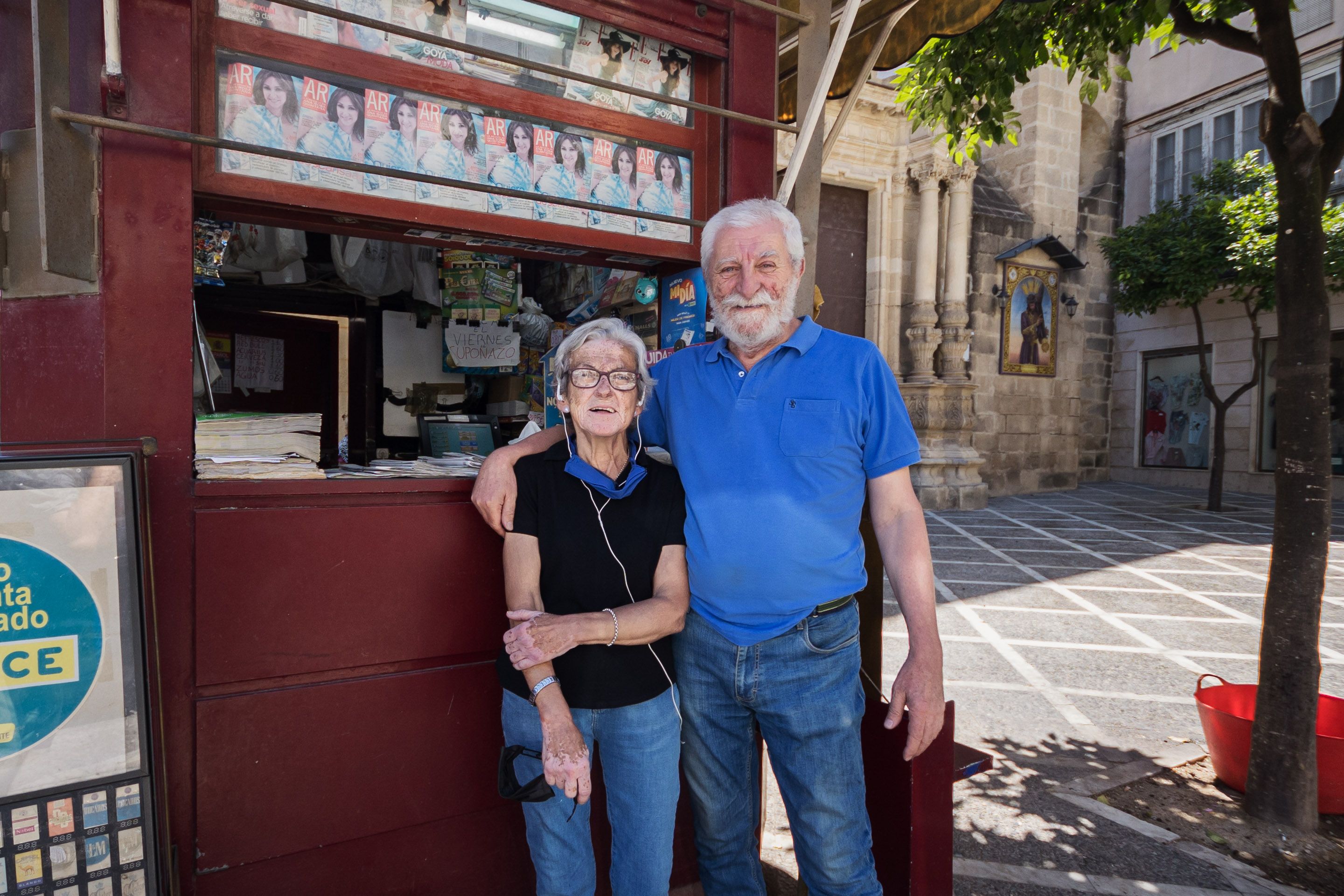 El penúltimo quiosco de Jerez cierra tras casi 30 años: 