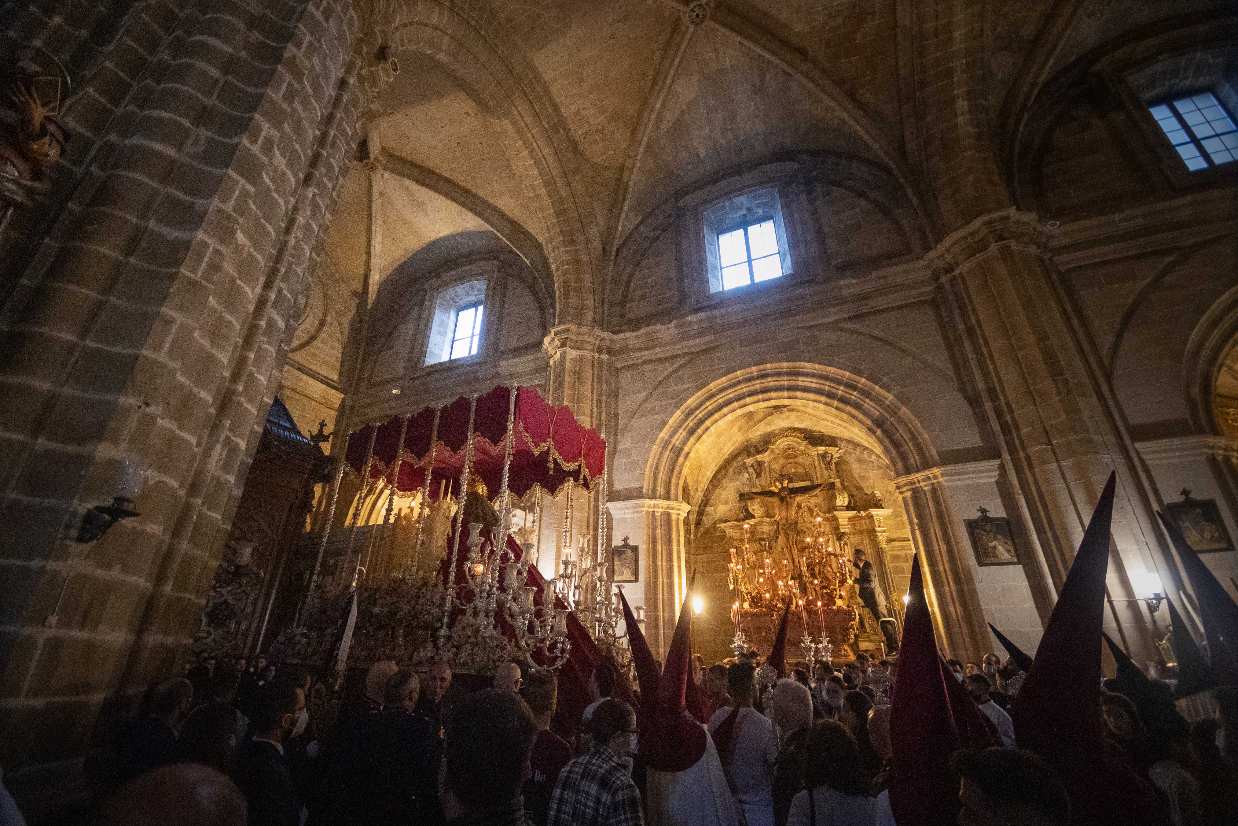 Fijados los regresos para el domingo de las cuatro hermandades refugiadas en la Catedral