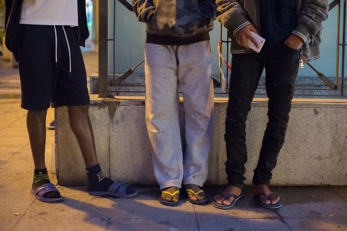 Un estudio revela que los inmigrantes en España tienen cada vez menos hijos, en tendencia a converger con los autóctonos