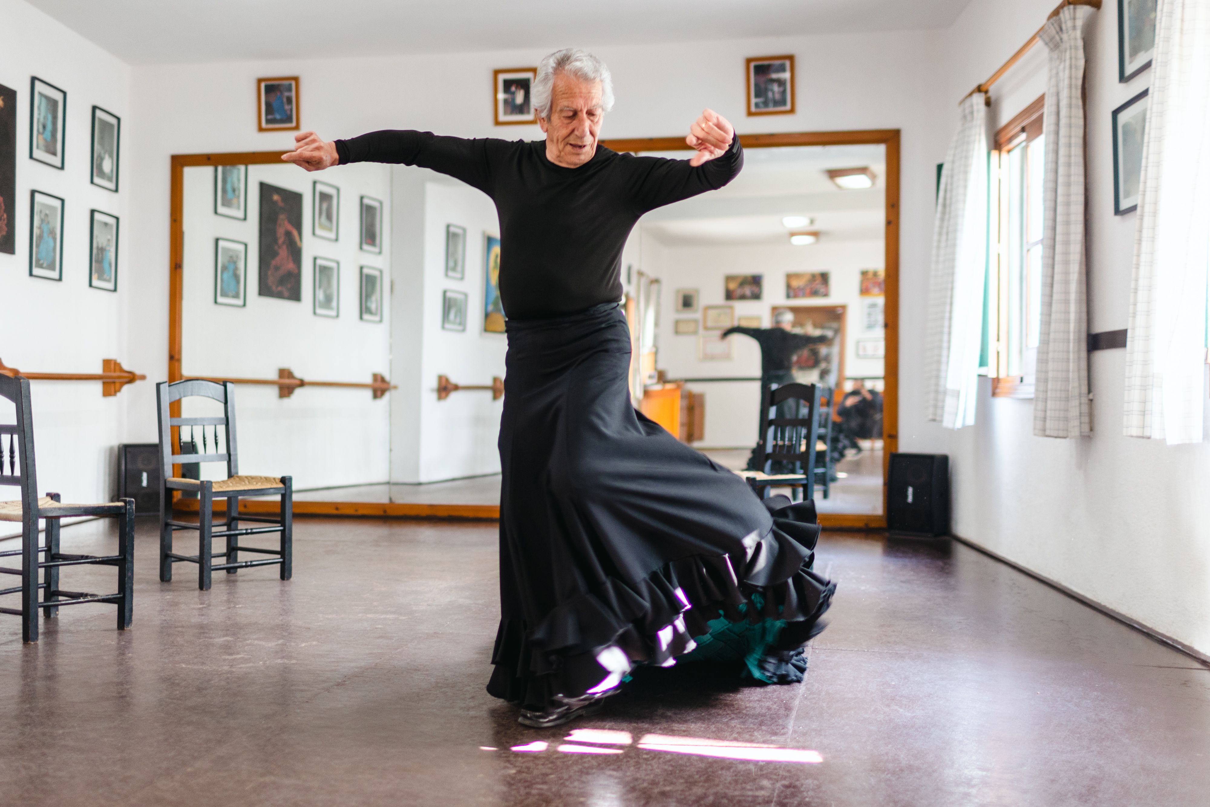 El maestro Juan Parra, 65 años de arte y ensayo: 