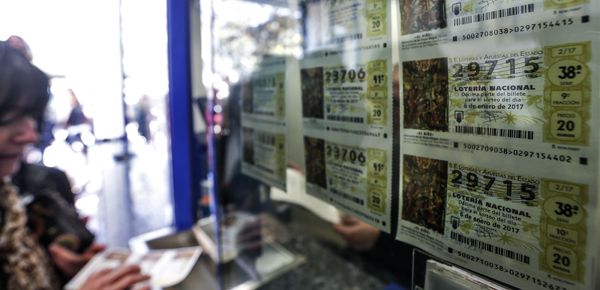 La Lotería deja 600.000 euros en Cádiz y 120.000 en Granada