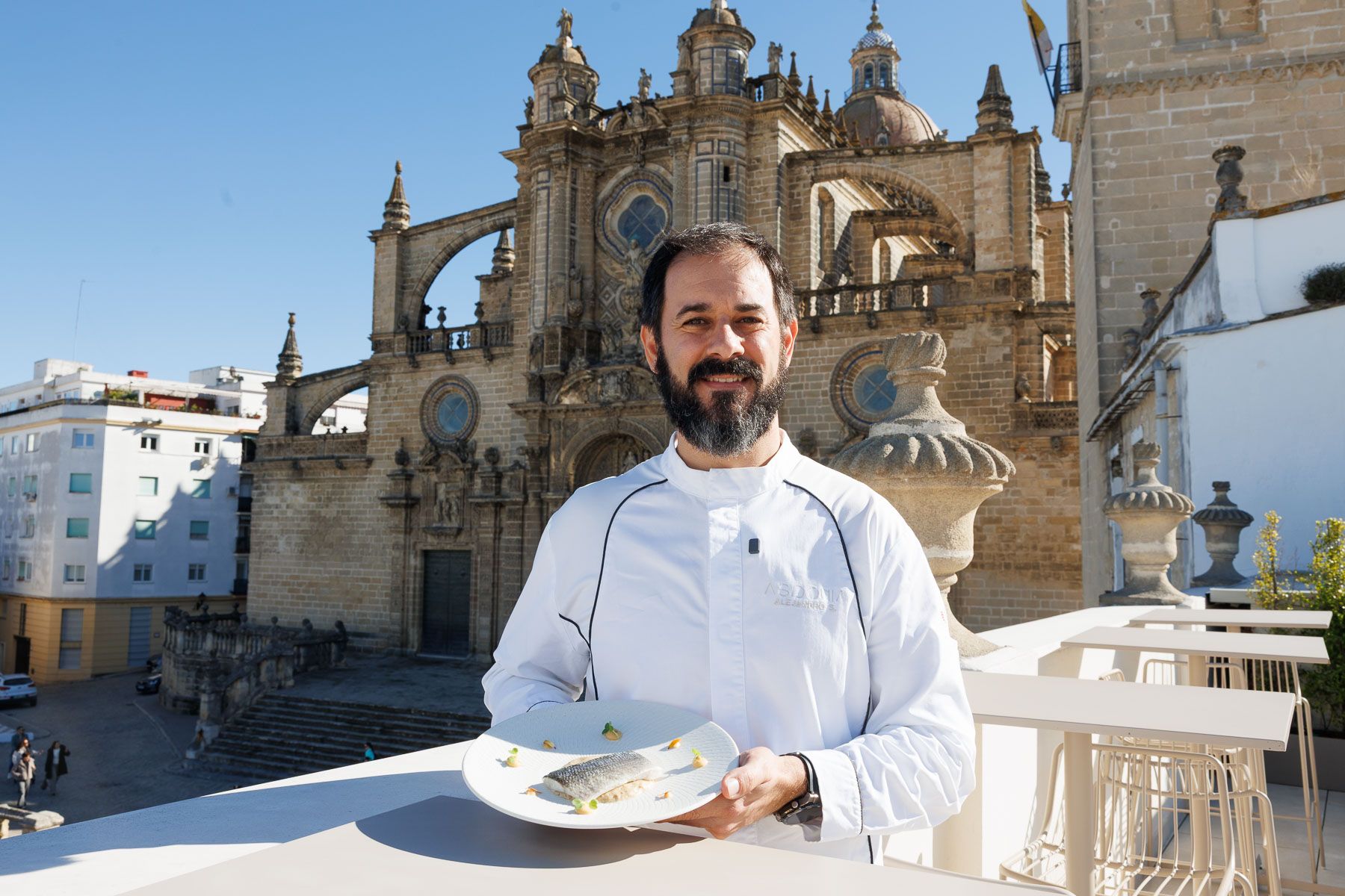 Seis recetas 'como una Catedral' para tu menú de Navidad: la propuesta que puedes hacer en casa, por uno de los chefs andaluces más sorprendentes