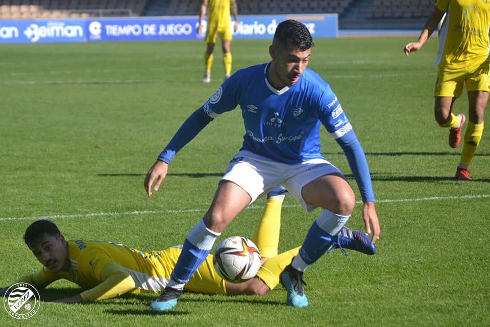 1-0: Un gol de Goma rescata a un Xerez Deportivo cataléptico