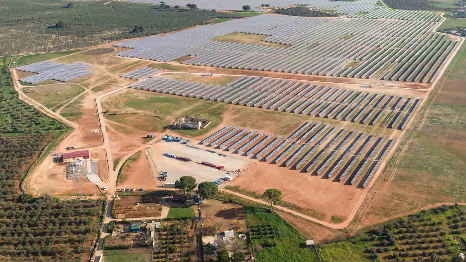 Precio de la luz hoy martes 9 de junio: siete horas con coste cero o negativo ideales para lavadores y aires