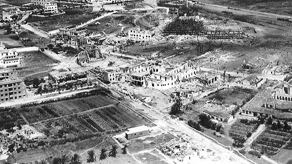 Imagen de la explosión que destruyó los entonces incipientes extramuros gaditanos y causó 150 muertes. - Imagen de la explosión que destruyó los entonces incipientes extramuros gaditanos y causó 150 muertes.