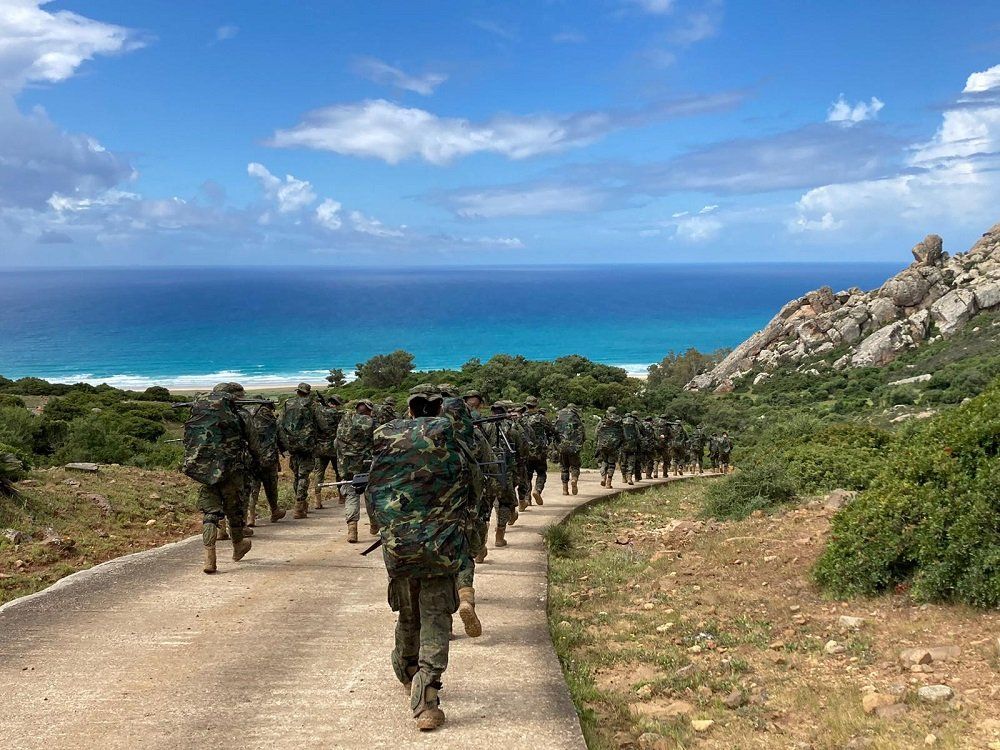 Maniobras en el centro de entrenamiento militar de la Sierra del Retín, en Barbate. - Maniobras en el centro de entrenamiento militar de la Sierra del Retín, en Barbate.