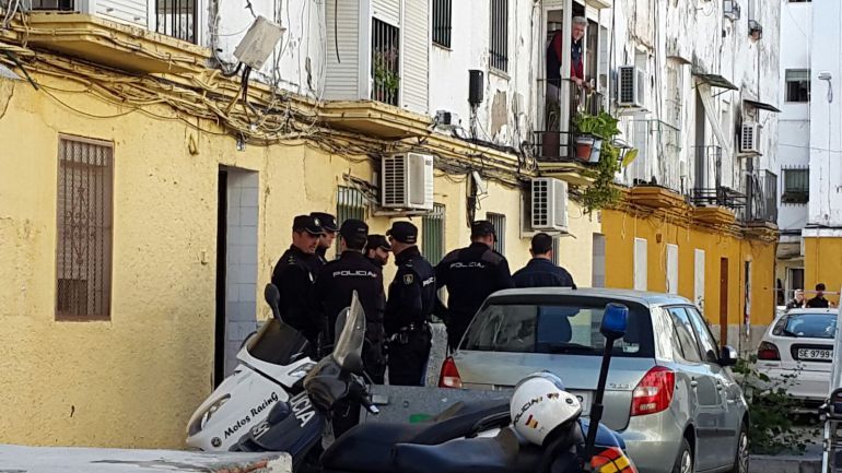 Noche marcada por dos tiroteos en Sevilla: un hombre permanece en estado muy grave 