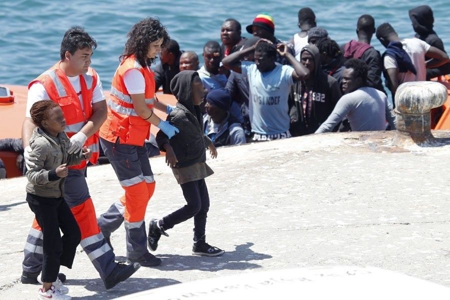 Evitar brotes de sarampión y polio: Sanidad unifica el protocolo de vacunación a personas migrantes y refugiadas