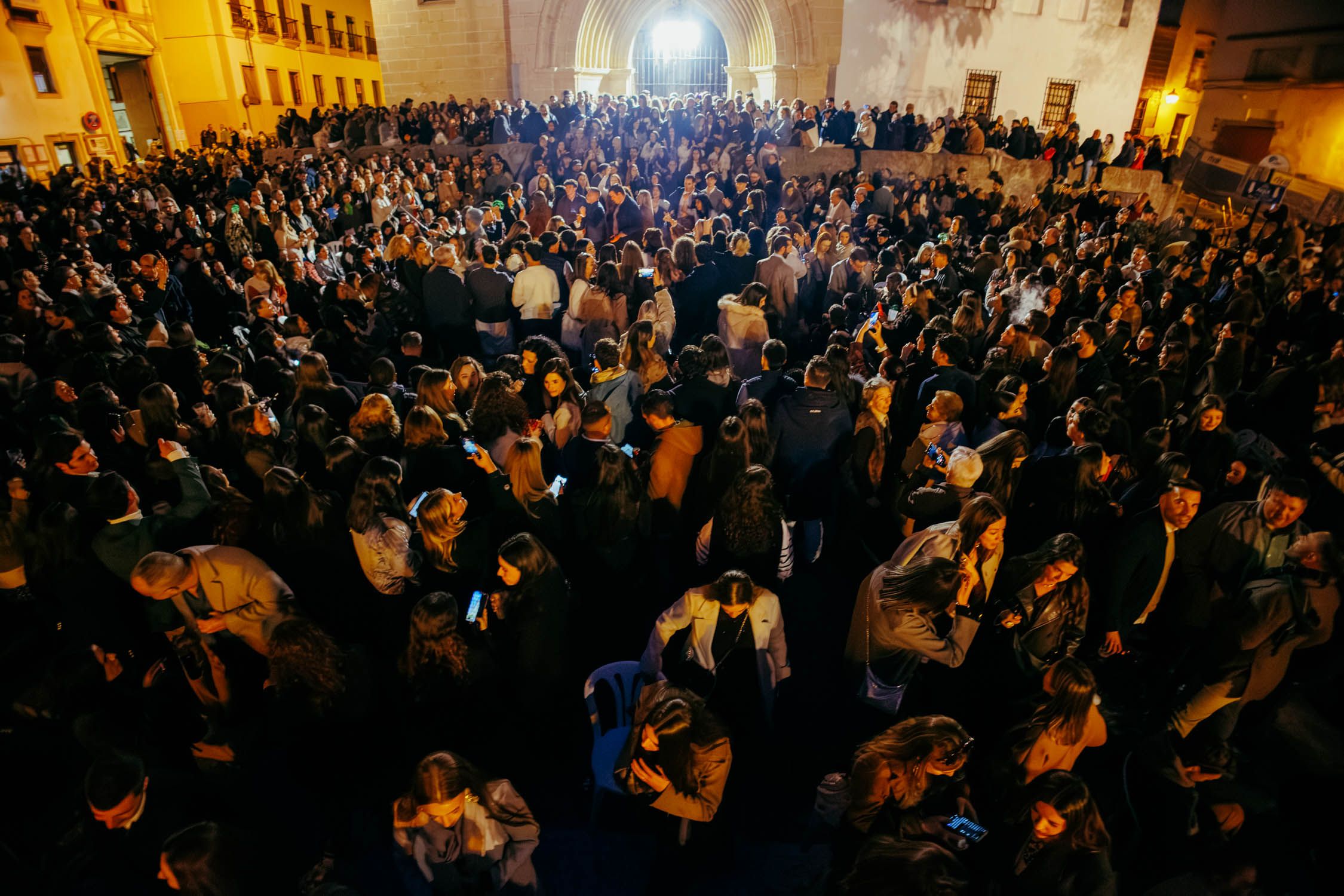 Zambomba celebrada este fin de semana en la plaza de San Lucas de Jerez. - MANU GARCÍA