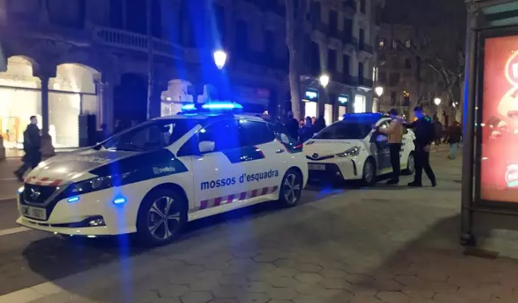Un hombre, detenido por atacar con gas pimienta a manifestantes del 8M.