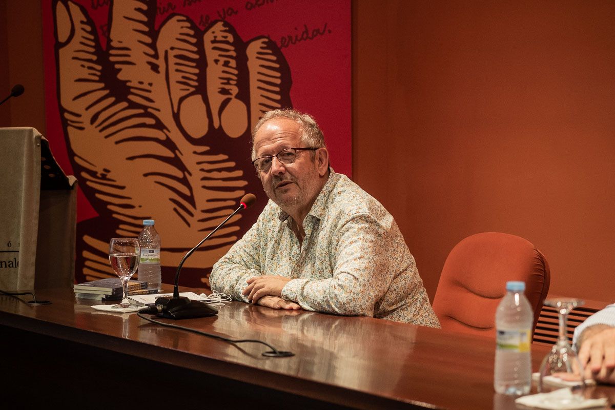 “La lujuria siempre fue un acto de disidencia” en la quinta columna de 'Los amores sucios' de Juan José Téllez