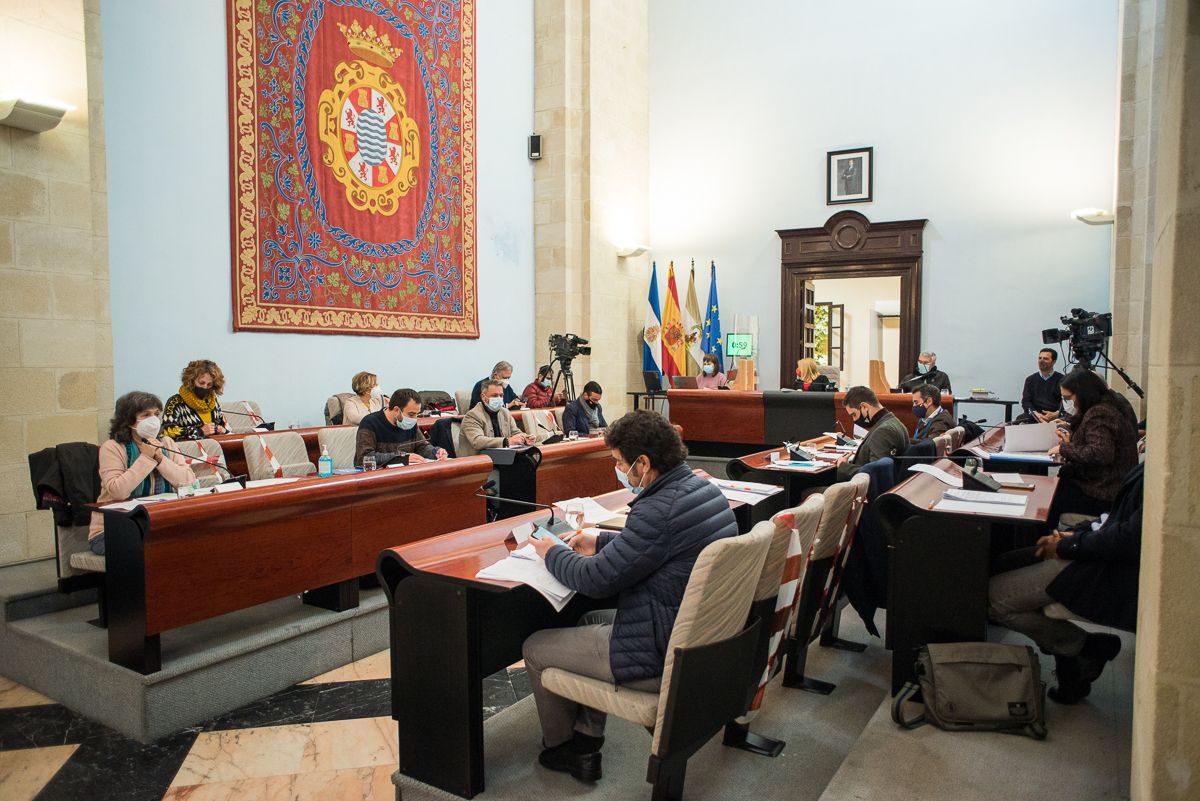Vista general del pleno del Ayuntamiento de Jerez. - MANU GARCÍA