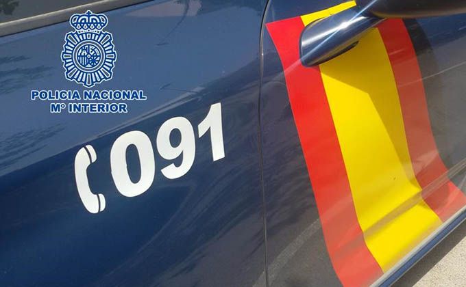 Coche de Policía Nacional. - 