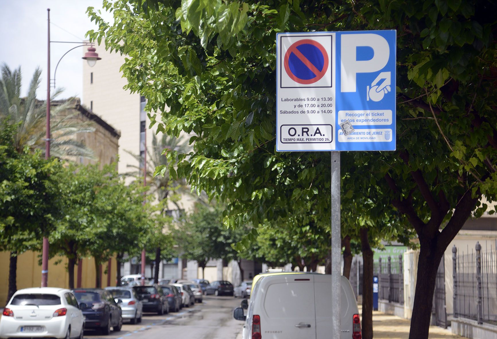 La ORA cambia su horario en Jerez este verano: estas son las horas a las que ya no hay que pagar en zona azul