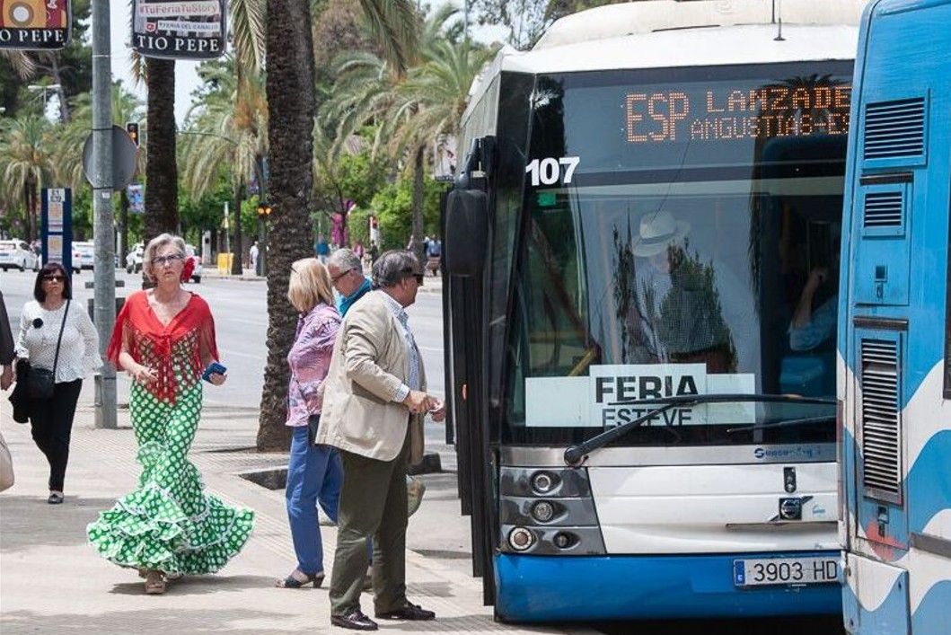 Novedad en el transporte público para la Feria de Jerez: el autobús circulará hasta las cinco de la madrugada