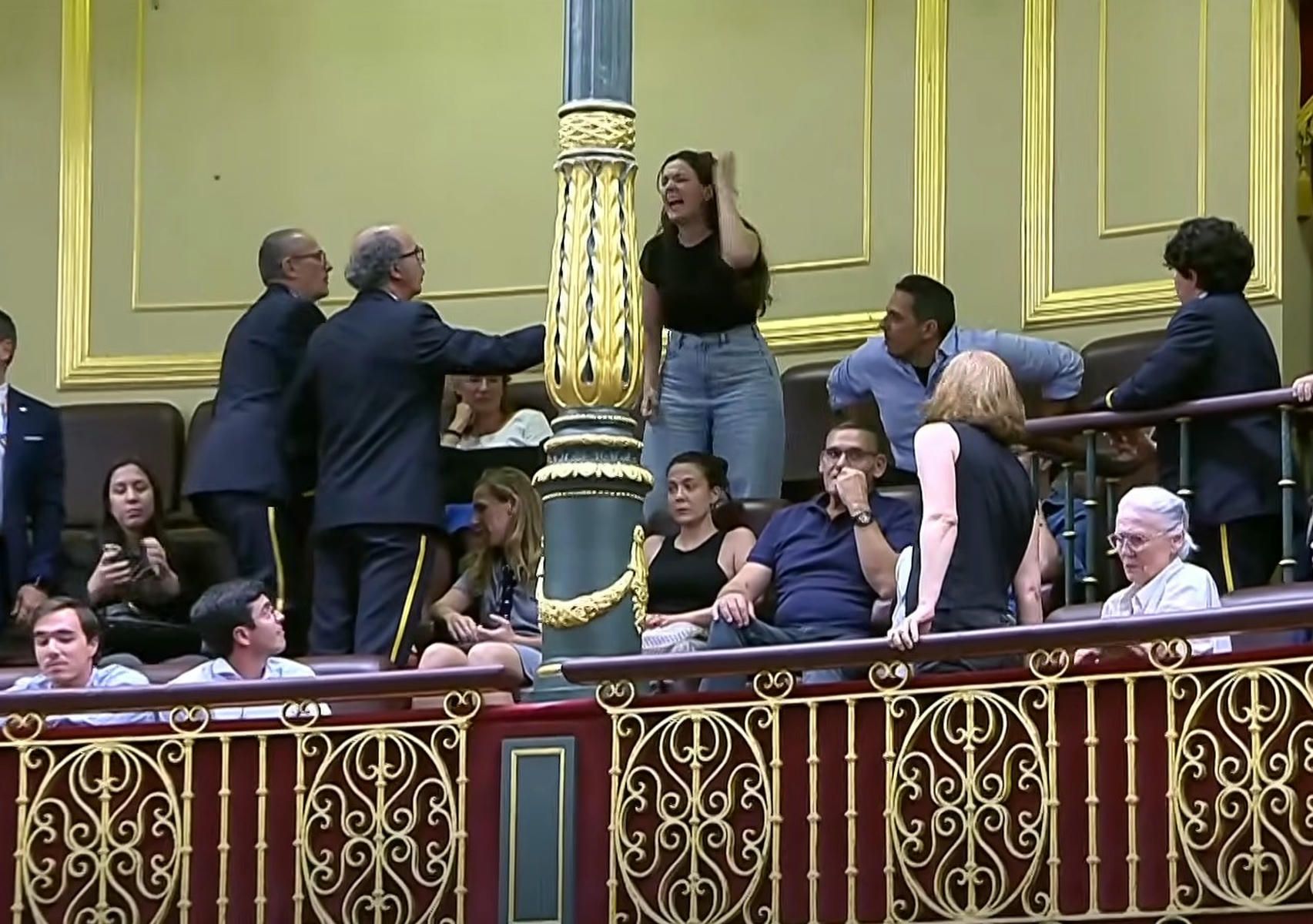 'Yo, inquilina': de los jerezanos analistas de datos que gritaron en el Congreso a la 'jartura' y desobediencia de Cádiz o Sevilla