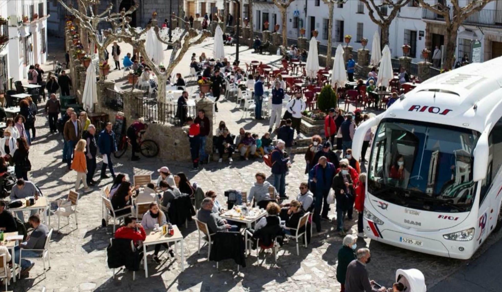 Grazalema se recupera con buenas noticias: alta ocupación, turismo nacional y tirón del interior en el puente de mayo