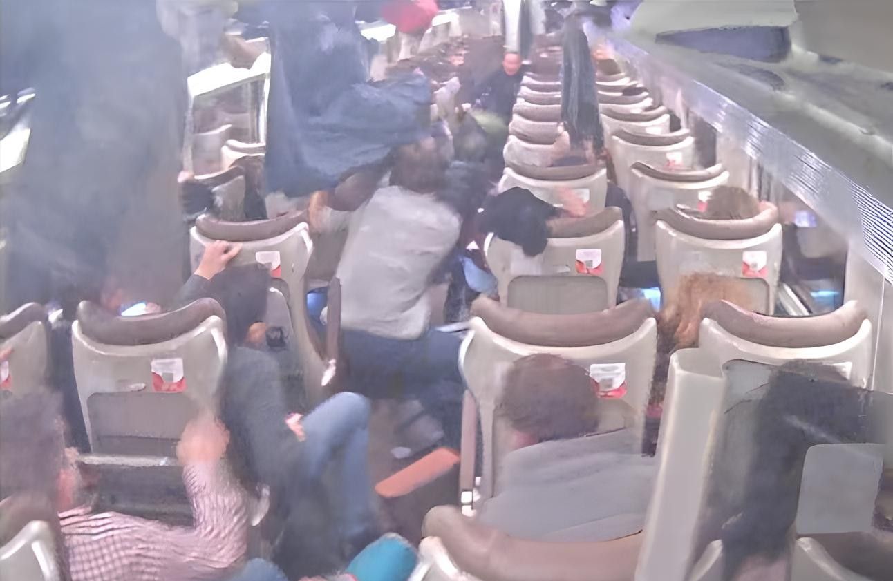 Salen a la luz las primeras imágenes del interior del Iryo en el accidente de Adamuz: la comisión de investigación insiste en la rotura de la vía