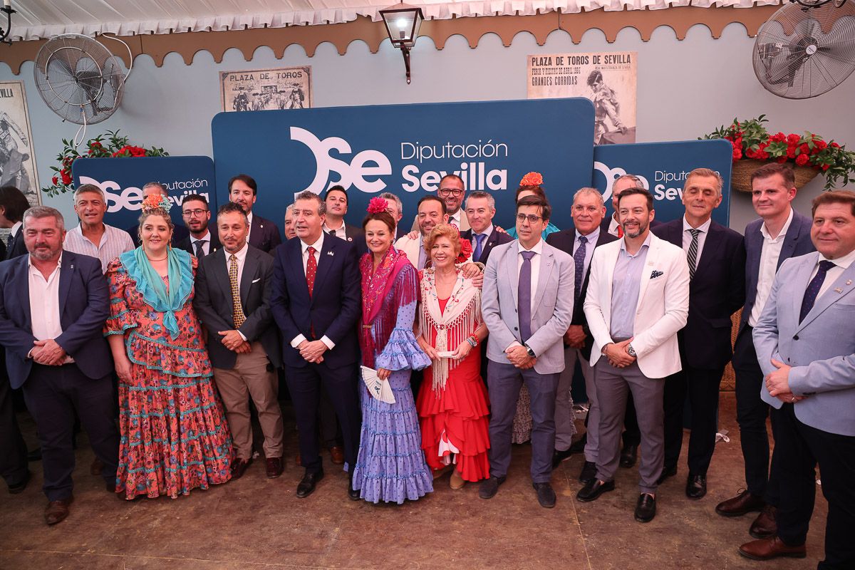 La Feria de los 106 municipios de Sevilla, Javier Fernández y 